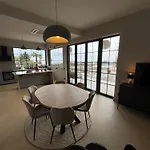 빌라 New Unique Stone With Seaview, Pool And Garden *