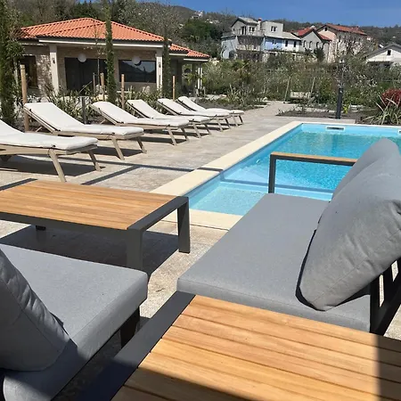 New Unique Stone With Seaview, Pool And Garden