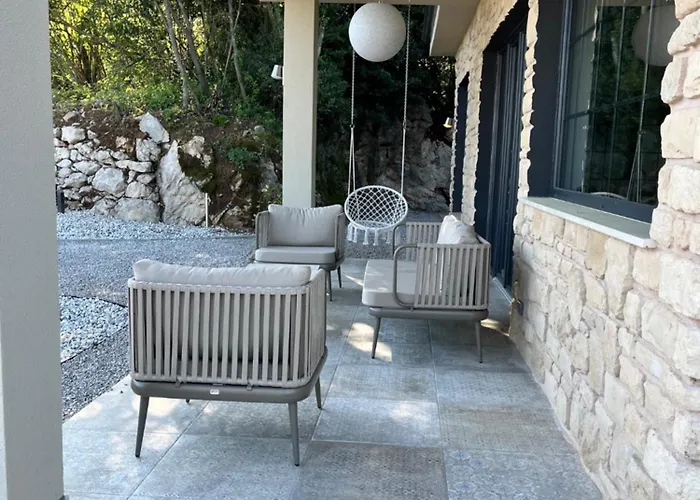 Villa New Unique Stone With Seaview, Pool And Garden