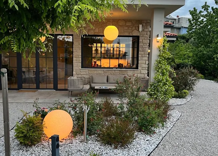 Vila New Unique Stone With Seaview, Pool And Garden Poljane